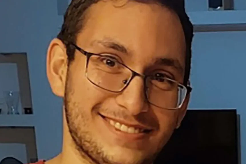 Mistério envolve paradeiro de dois reféns do Hamas | Diário Carioca Tamir Nimrodi, 20, é um soldado das IDF que foi feito refém.Crédito:Traga-os para casa agora