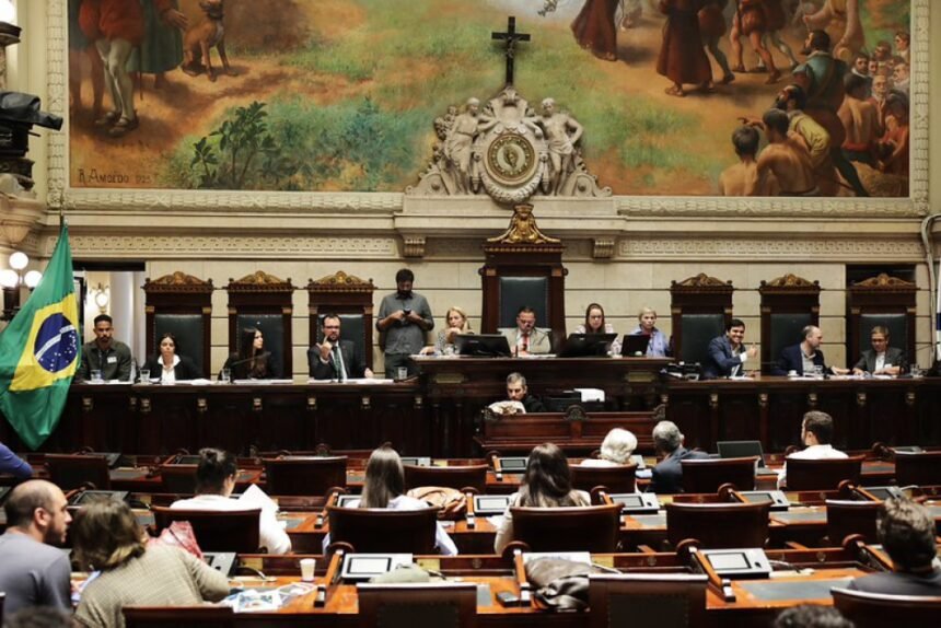 Orçamento de 2026 no Rio de Janeiro prevê R$ 10 bilhões para Educação e R$ 290 milhões para Cultura | Diário Carioca Eduardo Barreto / CMRJ