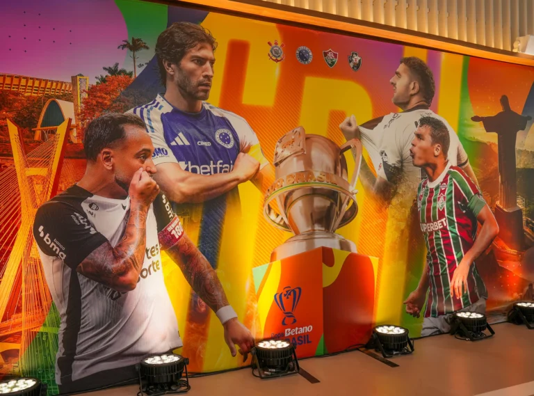 Capitães dos semifinalistas da Copa do Brasil marcaram presença no sorteio dos mandos de campo Nelson Terme/CBF