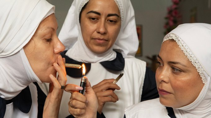 As Sisters of the Valley, conhecidas como “freiras da cannabis”, misturam fé, ativismo e medicina natural na Califórnia, desafiando o mercado e os dogmas religiosos.