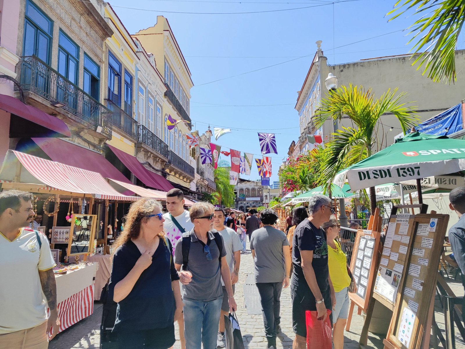 Feira do Lavradio celebra 30 anos de história  | Diário Carioca Feira do Lavradio - Foto: Rafael Davila