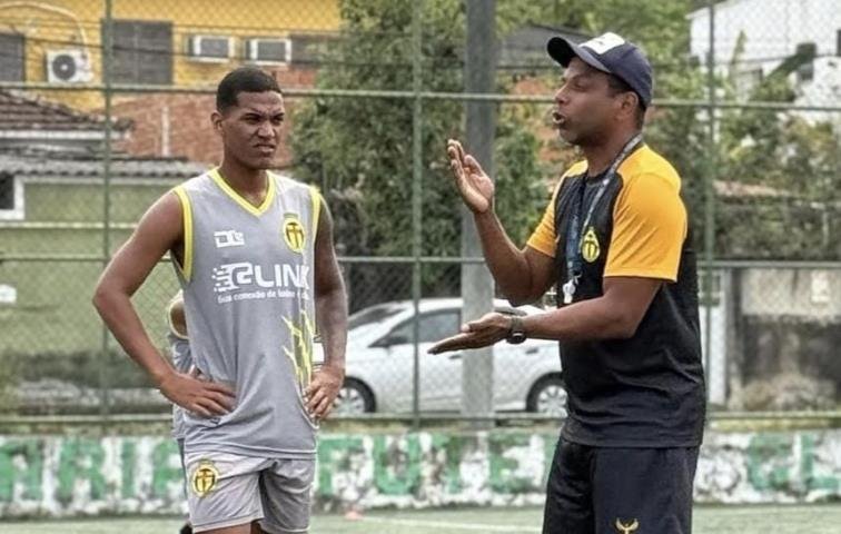 Santa Cruz enfrenta Belford Roxo em duelo que pode definir liderança isolada da Série B2 | Diário Carioca Santa Cruz temn 100% de aproveitamento na B2 (Crédito: Instagram/SCFC)