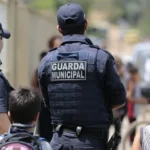 Câmara aprova proposta que confere autonomia, porte de armas e cooperação com forças estaduais e federais às guardas municipais.