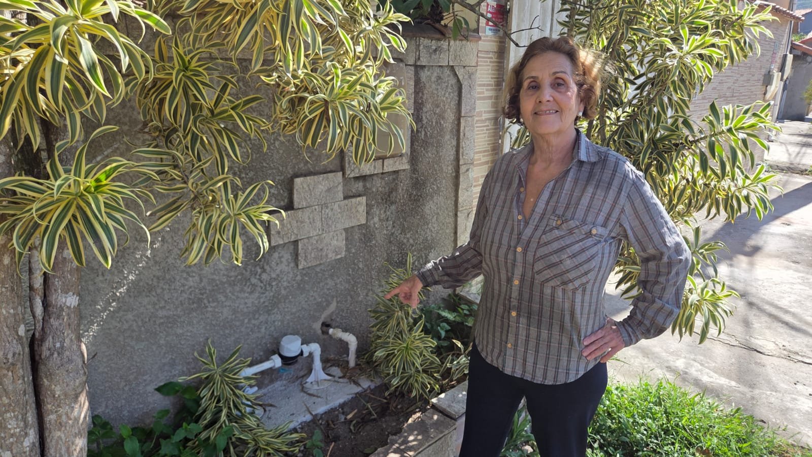 Lúcia Regina Senra, moradora há 21 anos de Morada das Águias