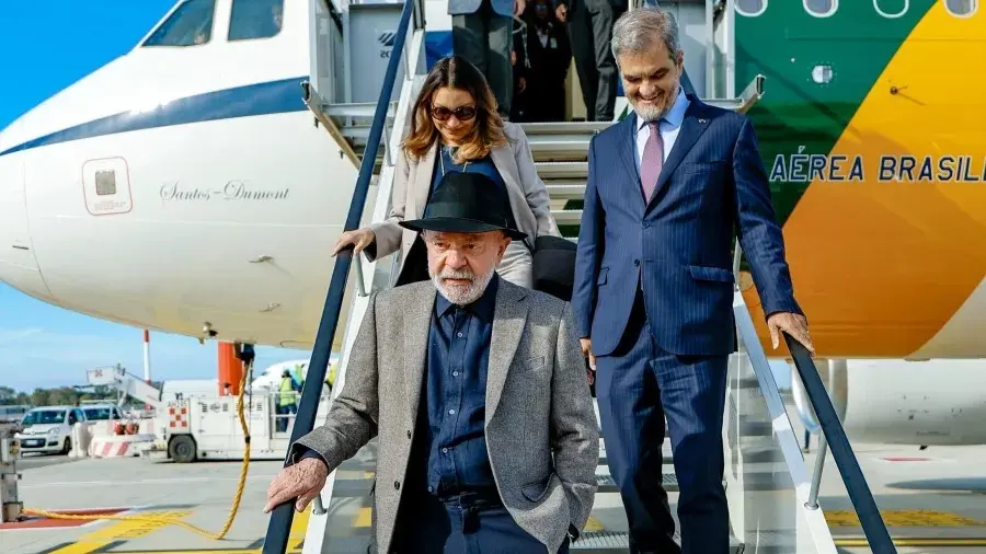 Presidente Lula e a primeira-dama Janja desembarcam em Roma – Foto: Ricardo Stuckert