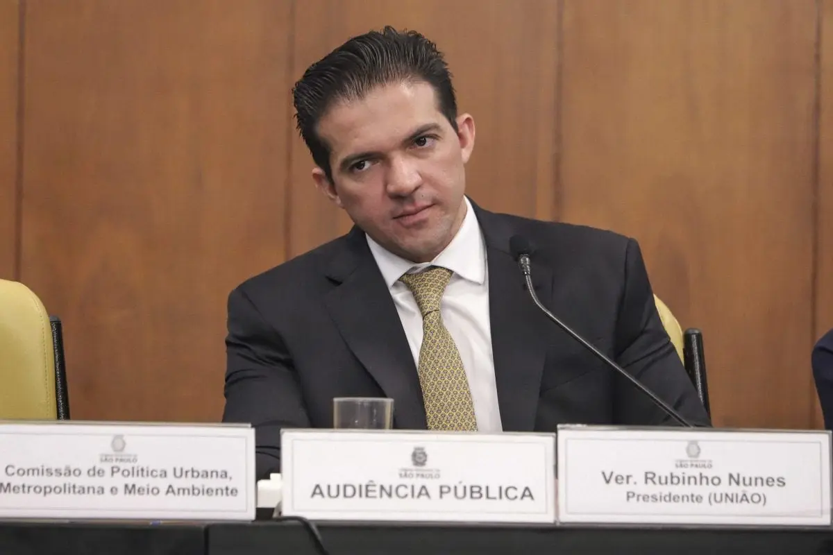 Projeto bolsonarista associa socialismo ao nazismo em escolas | Diário Carioca O vereador bolsonarista Rubinho Nunes. Foto: reprodução