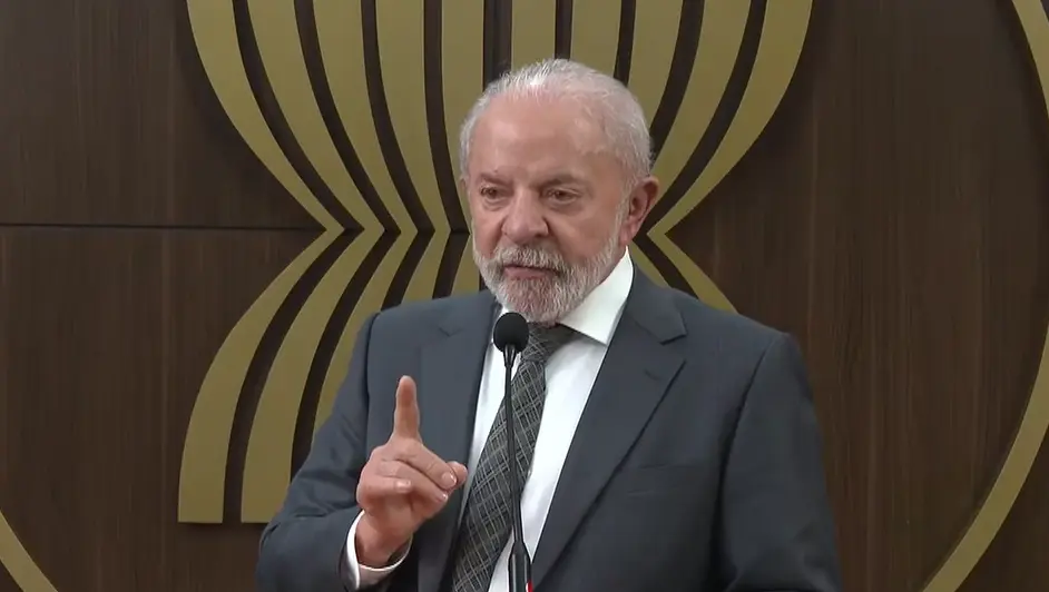 Lula em entrevista coletiva na Indonésia. Foto: reprodução