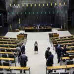 Câmara retira de pauta a MP do IOF e causa derrota ao governo Lula e Haddad. Medida previa aumento de impostos e arrecadação de R$ 31,4 bilhões.