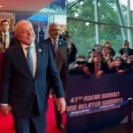 Lula sendo parabenizado por jornalistas. Foto: reprodução