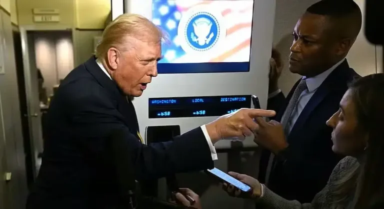 Trump chama repórter de ‘porquinha’ após pergunta sobre arquivos de Epstein. Foto: Reprodução