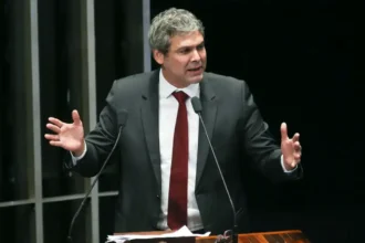 Lindbergh Farias - © Fabio Rodrigues Pozzebom/Agência Brasil