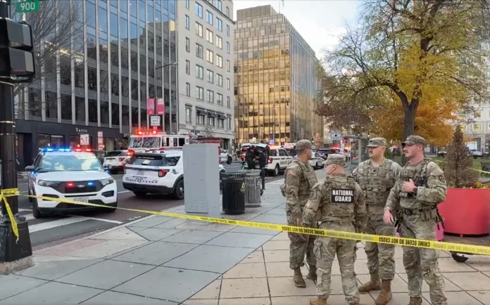 Washington/EUA - 26/11/2025 - MUNDO - Soldados da Guarda Nacional foram baleados perto da Casa Branca, em Washington, D.C.Pelo menos três ficaram feridos. O atirador ainda está foragido. Forças policiais de toda a cidade estão atuando no local. Foto: RS/Fotos Públicas