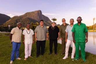 Moacyr Luz e Samba do Trabalhador celebram 20 anos de história