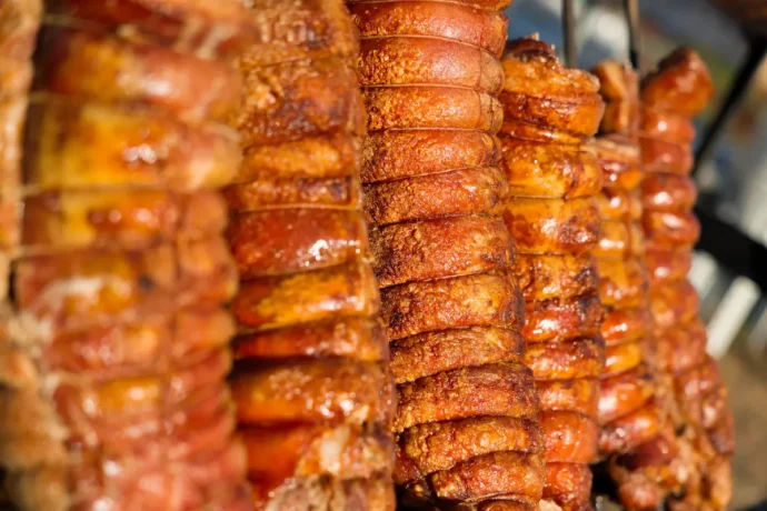 O Maior festival gastronômico do Brasil, Torresmofest , encerra sua turnê 2025 em Nova Iguaçu