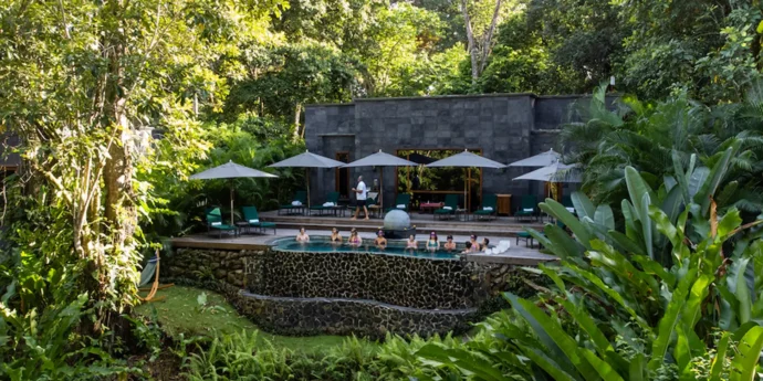 5 SPAS DE LUXO: Onde a Causa da Cura é a PAISAGEM (De Paris à Ilha de Branson) | Diário Carioca BOCAS DEL TORO – La Coralina Island House