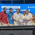 O governo da Frente Democrática de Esquerda (LDF) de Kerala celebra a erradicação da pobreza extrema no estado. Foto: Pinarayi Vijayan