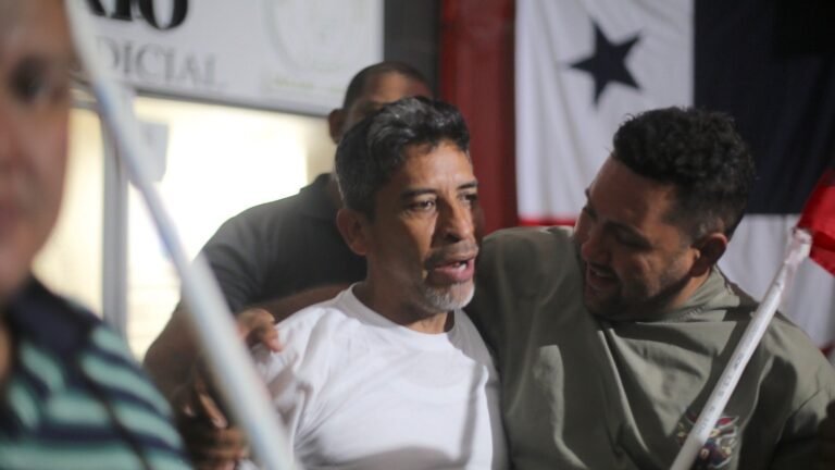 SUNTRACS denuncia perseguição política no Panamá e lidera resistência contra repressão Os líderes detidos e seus familiares foram libertados sob a condição cautelar de comparecimento periódico. Foto: SuUNTRACS