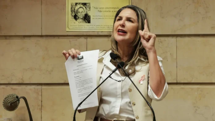 Vereadora Gigi Castilho (Republicanos) é acusada de envolvimento em desvio de verbas / Crédito: Câmara Municipal do Rio de Janeiro Vereadora Gigi Castilho (Republicanos) é acusada de envolvimento em desvio de verbas / Crédito: Câmara Municipal do Rio de Janeiro