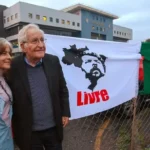 Chomksy e a esposa, Valeria/Reprodução