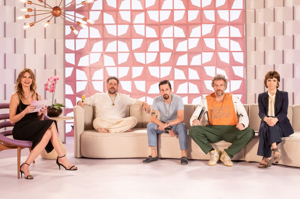 Luciana Gimenez, Caíto Mainier (Rogerinho), Daniel Furlan (Renan), Leandro Ramos (Juninho) e Renata Gaspar (Fabíola, ex-mulher de Renan). Foto: Ana Paula Amorim
