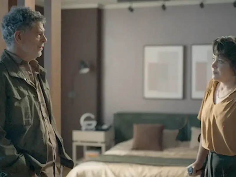 Três Graças: Cláudia se revela para Gerluce e desvenda mistério sobre a estátua