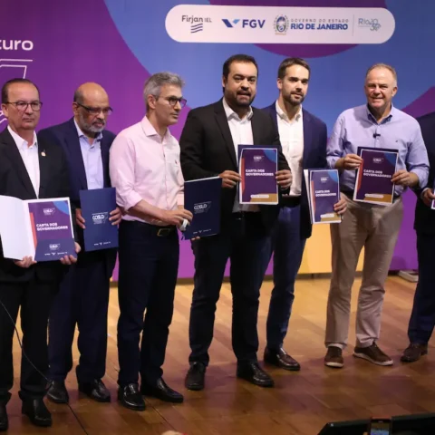 No Cosud, governadores de direita elogiam a chacina da Penha, em que PMs roubaram fuzis para revender