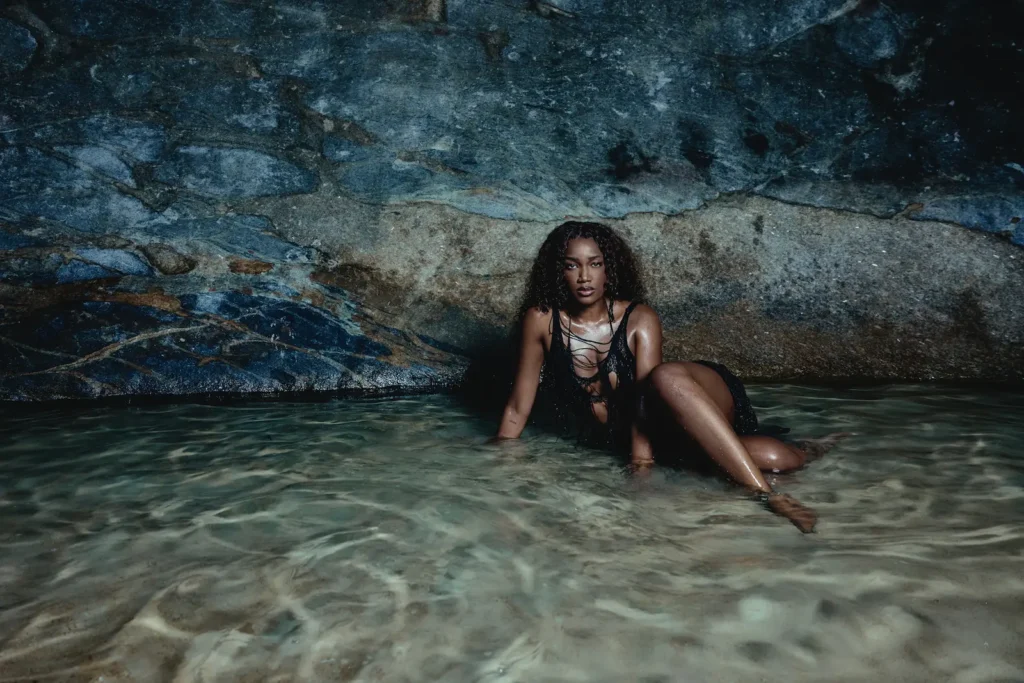 "Eu e Você" é o novo single de IZA | Diário Carioca Iza - Foto: Rafael Paiva