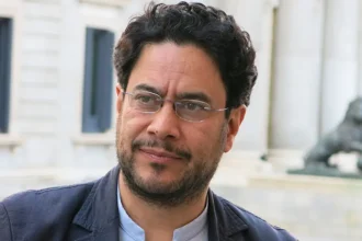 Iván Cepeda (Pacto Histórico) lidera com 31,9% na Colômbia; pesquisa Invamer indica vitória contra extrema direita