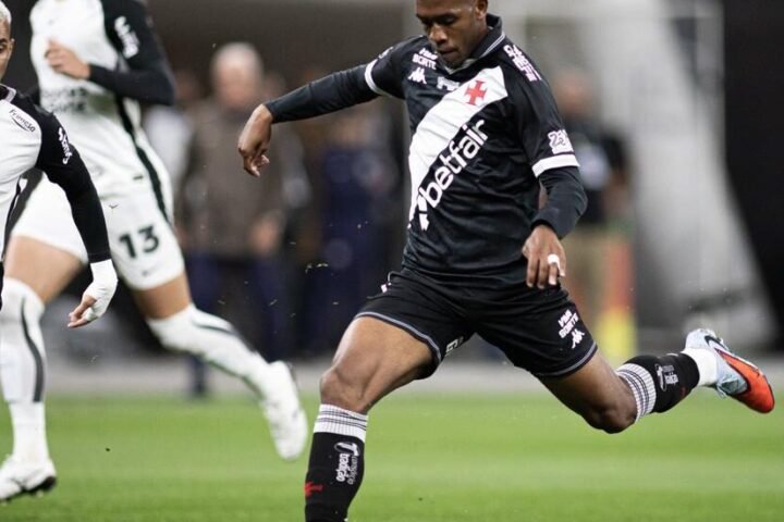 Vasco e Corinthians empatam por 0 a 0 no primeiro jogo da final da Copa do Brasil