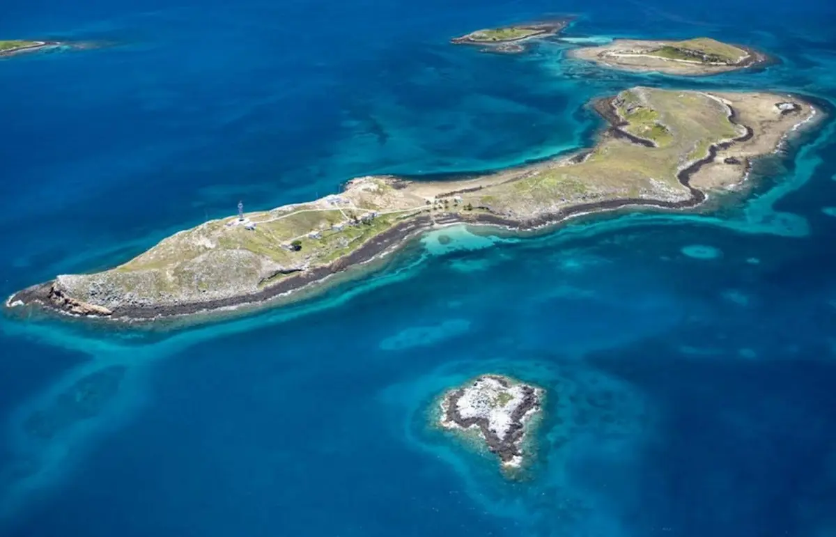 Estudo revela poluição por plástico em Abrolhos (BA), referência da conservação marinha no Brasil