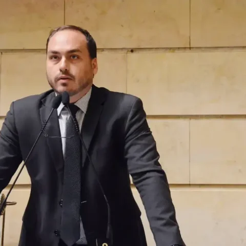 Carlos Bolsonaro - © Caio César/CMRJ/Direitos reservados