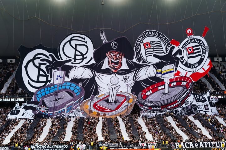 Torcida do Corinthians celebrou a vaga na decisão da Copa do Brasil. Foto: Evander Portilho (Agência Corinthians).