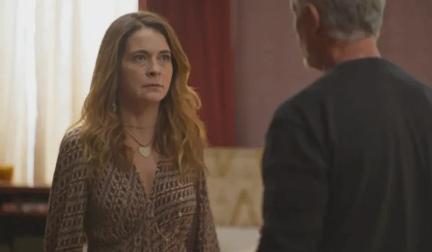 Filipa (Cláudia Abreu) escapa de clínica na reta final de Dona de Mim (Foto: Reprodução/TV Globo)