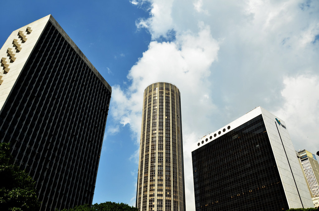 "Skyscraper" (CC BY-ND 2.0) by Rodrigo_Soldon