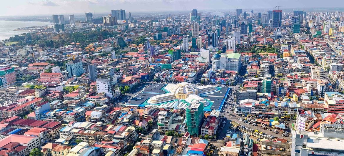 PNUD/Manuth Buth Phnom Penh, capital do Camboja. Facebook