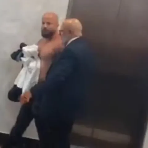 O deputado bolsonarista Renan Jordy (PL), sem camisa após agredir bombeiro. Foto: Reprodução