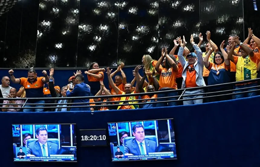 Aposentadoria especial para agentes de saúde avança, mas preocupa prefeituras