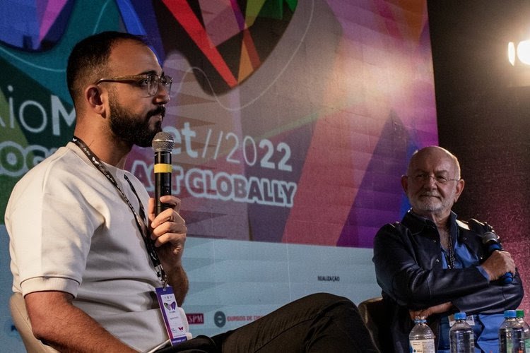 Raphael Montes e Silvio de Abreu no Rio Market, em 2022