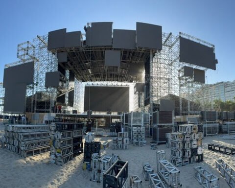 Rio Réveillon 2026: Copacabana a todo vapor com a montagem dos palcos que receberão grandes nomes da MPB na maior virada do mundo