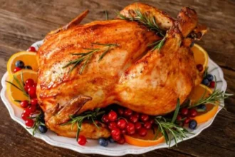 Peru suculento garantido: Dicas de chef para acertar no ponto da ave neste Natal