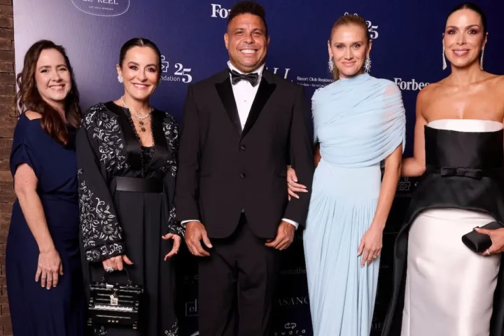 Tiffany Kearney, Ana Eliza Setúbal, Ronaldo Nazário, Celina Locks e Taciana Veloso (Crédito Fotos @Luprezia @alevirgilio @_michelesuto)