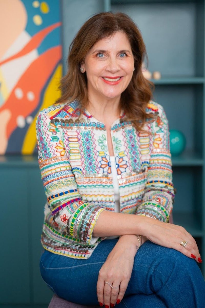 Luciana Ulrich Luciana Ulrich