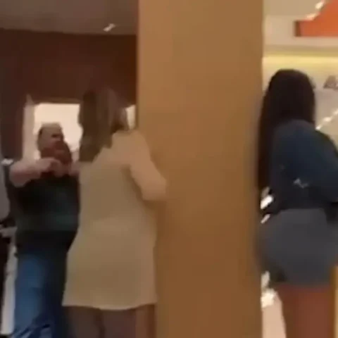 O lobista Silvio Assis e a senadora Soraya Thronicke em loja da Louis Vuitton em Orlando. Foto: Reprodução