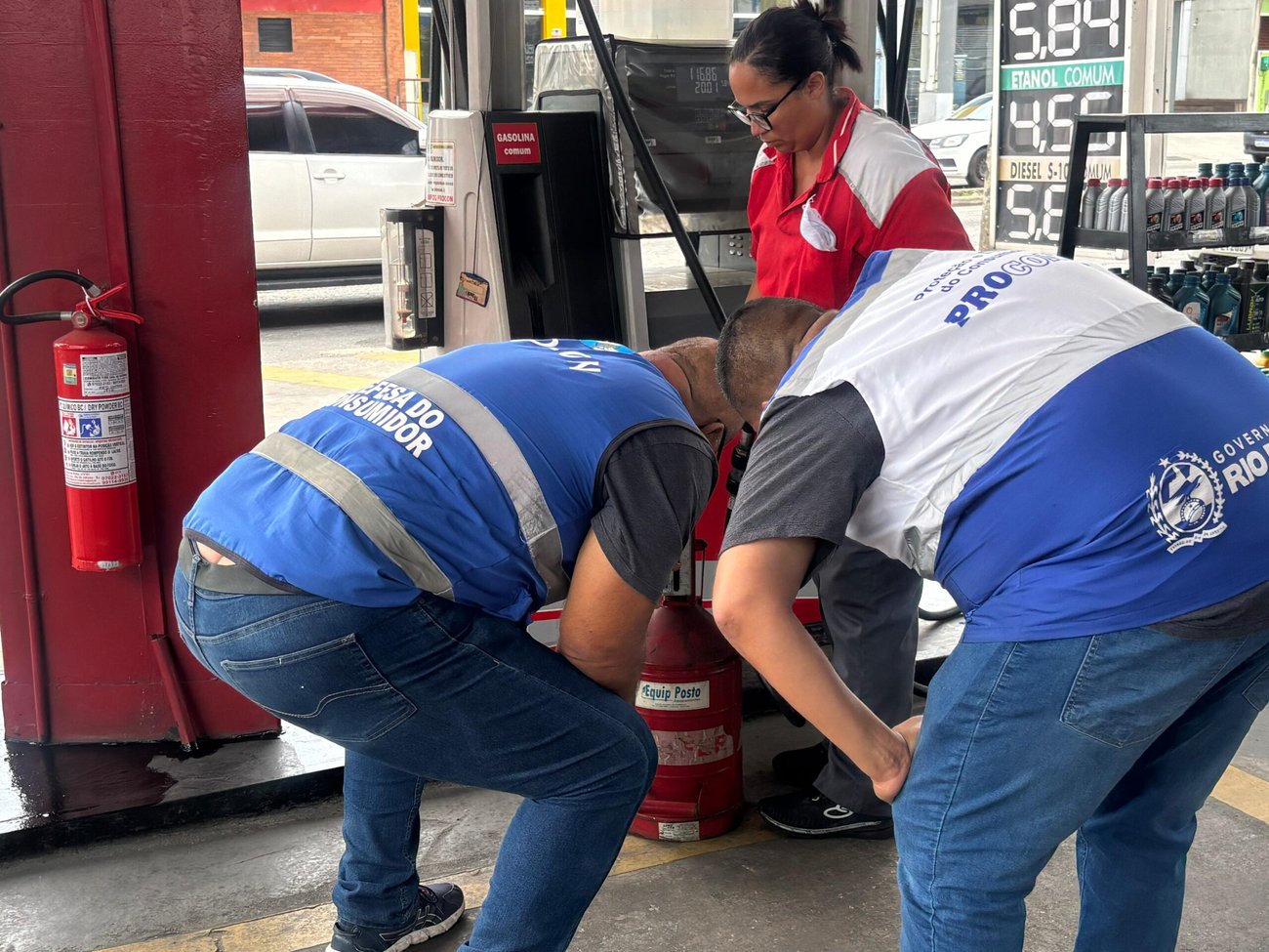 Postos de combustíveis são interditados em Campo Grande por venda de combustível irregular Postos de combustíveis são interditados em Campo Grande por venda de combustível irregular