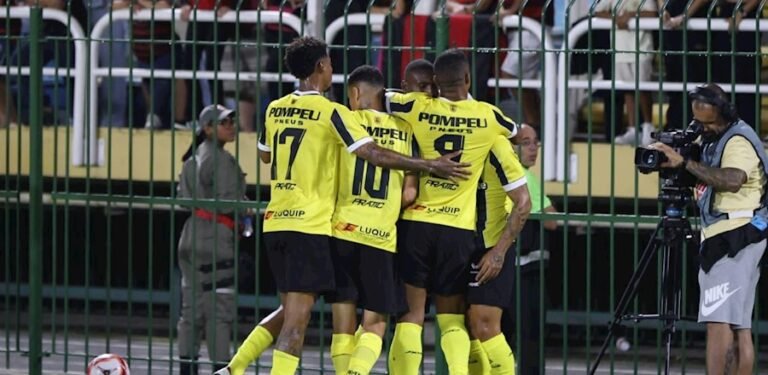 O massacre do aço: Volta Redonda atropela um Flamengo à deriva e assume a ponta no Rio