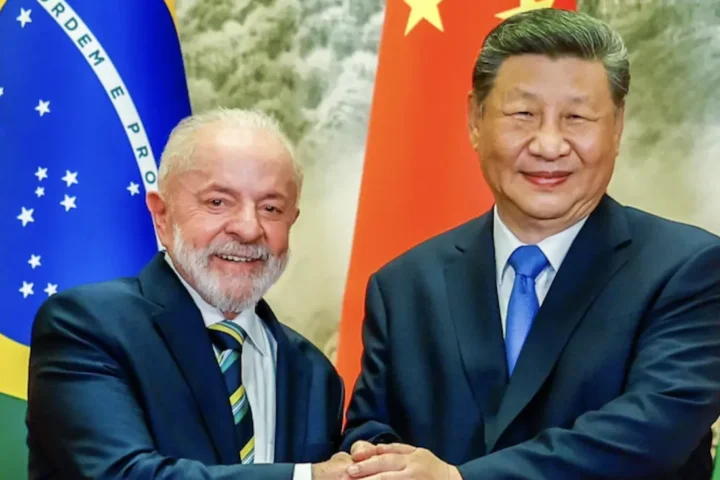 Lula e Xi Jinping - Foto: Ricardo Stucker/PR