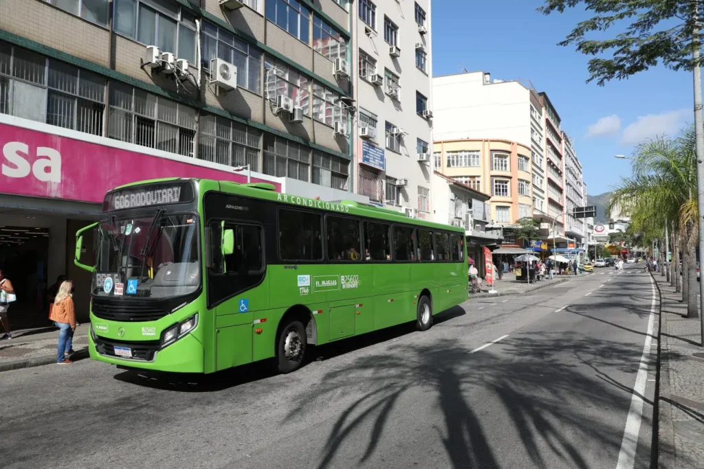 Presidente do STF nega recurso de empresas de ônibus e mantém suspensão de repasse milionário da Prefeitura do Rio - Diário Carioca