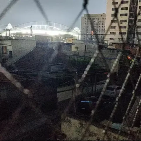 Trecho sem luz no Engenho de Dentro — Foto: Reprodução