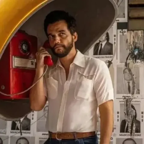 Cena do filme O Agente Secreto, com Wagner Moura