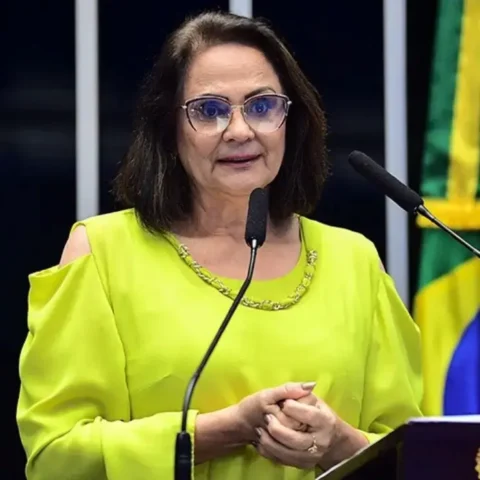 Damares Alves (Republicanos-DF) – Reprodução